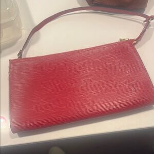 Louis Vuitton Poichetter Epi Bag